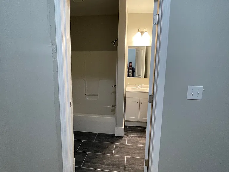 125 E Broadway St #3 — Photo 15