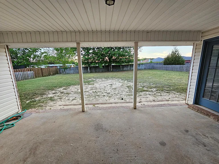 2202 Hagood Loop — Photo 24