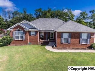 114 Cherry Glen Cir, Huntsville, AL 35811