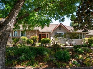 2132 Hidden Valley Dr, Santa Rosa, CA 95404