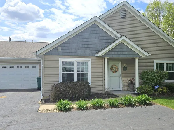 222 Lily Ln, Rockford, IL 61107