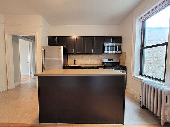 2nd image of 3149 29th St APT B9