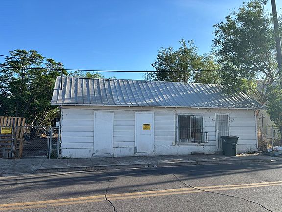 2nd image of 415 Iturbide St