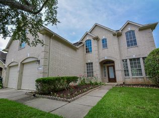 5518 Waverdale Ct, Sugar Land, TX 77479