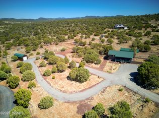10 N County Road 3167, Vernon, AZ 85940