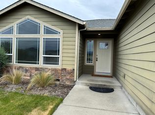 1717 Dragon Tail Pl, Medford, OR