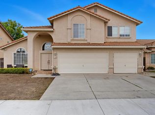 1950 Parkview Cir, Hollister, CA