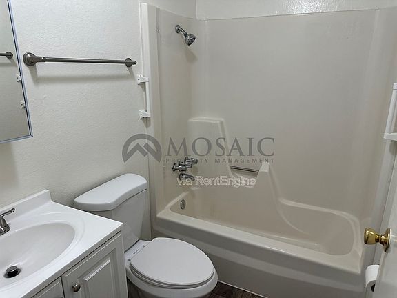 5th image of 3035 W Shedd Rd APT 1