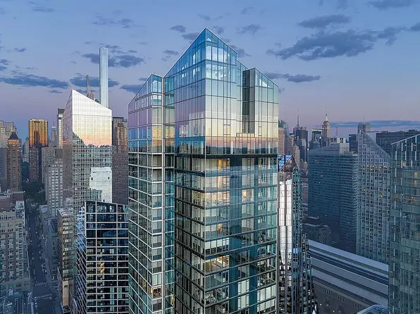 30 Riverside Blvd APT 23P, New York, NY 10069