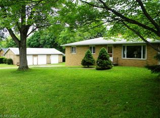 230 Allen Dr, Kent, OH 44240