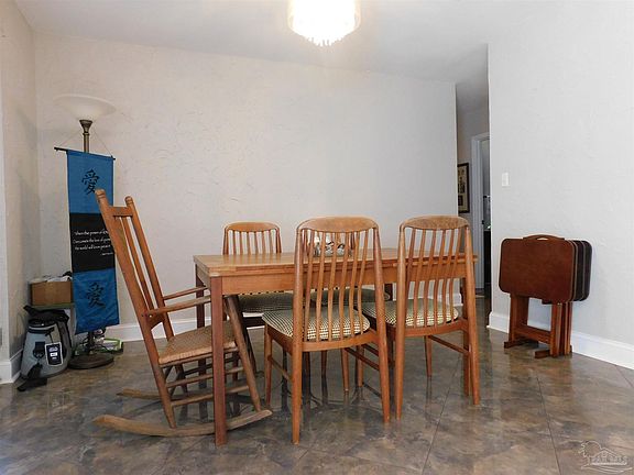 4th image of 1003 Quail Hollow Dr