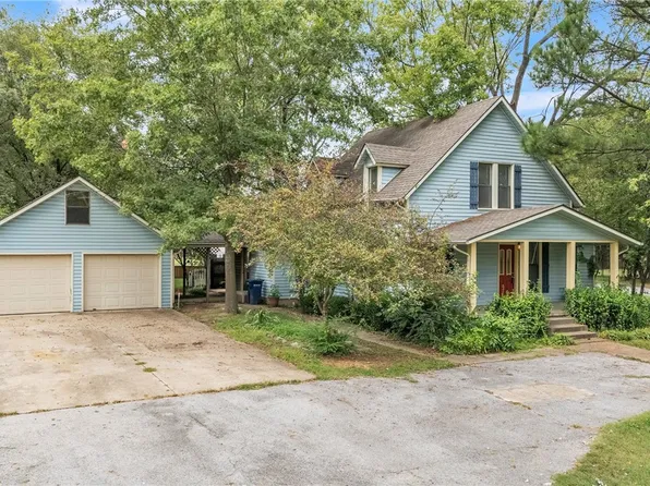 1940 S Washington St, Siloam Springs, AR 72761