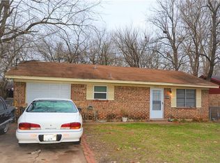 815 Oak St, Paris, TX 75460