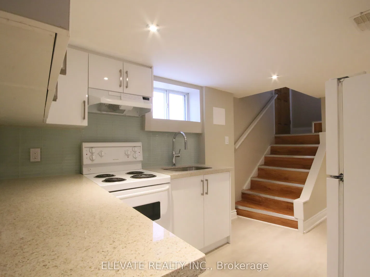 2 bed, $1,800 — Photo 2