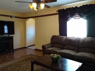 4075 Indianola Ave, Des Moines, IA 50320
