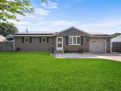2705 Connecticut Avenue, Medford, NY, 11763