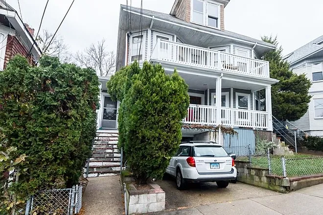 43 Conwell Ave #2 — Photo 3