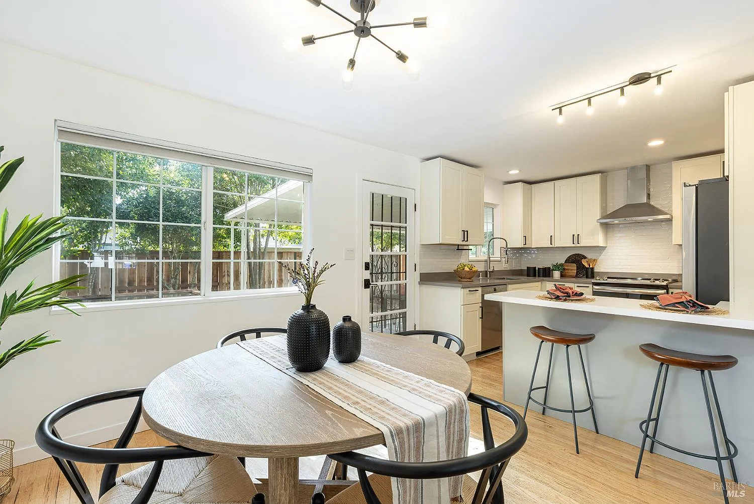 3125 Montclair Avenue - Photo 9