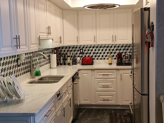 4th image of 2100 N Atlantic Ave APT 1105
