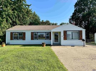 1665 SW 21st St, Topeka, KS 66604