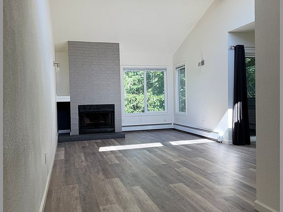 4th image of 2201 E 66th Ave #B