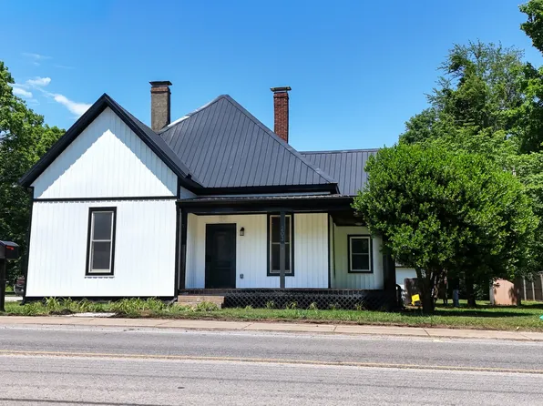 203 College St, Portland, TN 37148