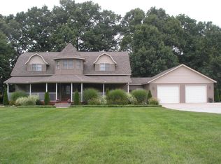 16800 Finch Rd, Marcellus, MI 49067