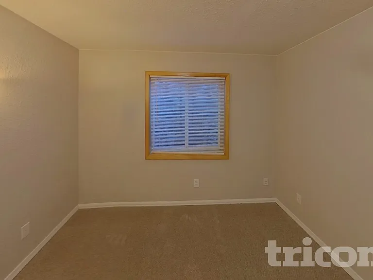 656 Golden Eagle Dr — Photo 8