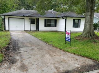 402 Bridal Wreath Ave, Orange, TX 77630