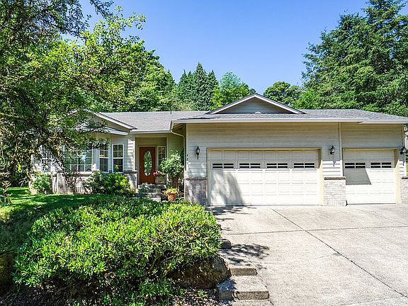 2nd image of 422 E Stonecreek Dr