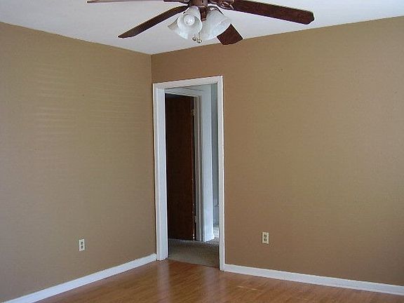 4th image of 314 Gary Ln