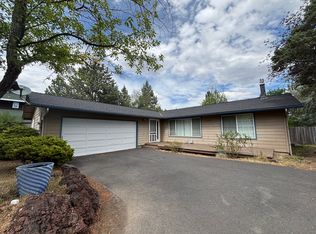 2816 NE Lapoint Ct, Bend, OR 97701