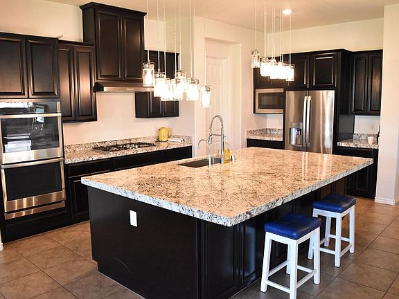Kitchen, Upgraded Cabinetry