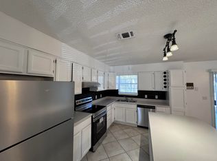 6868 E Bay Blvd, Navarre, FL 32566