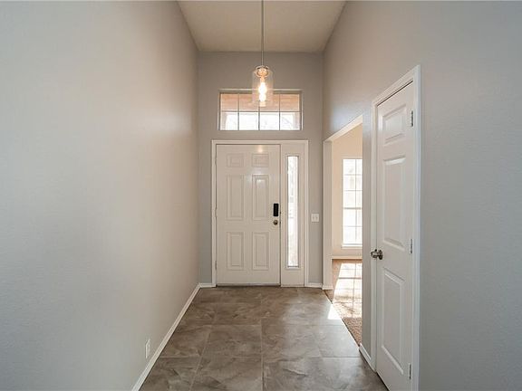 4th image of 4721 Grant Park Ave