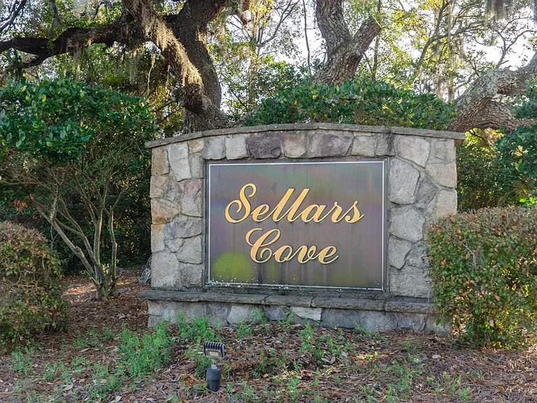 632 Condo Club Dr #209 — Photo 3