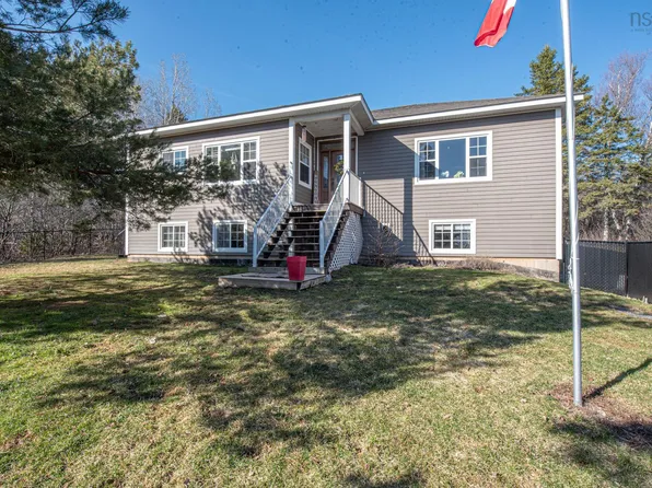 925 Lorne Street Ext, Pictou, NS B2H 5C4