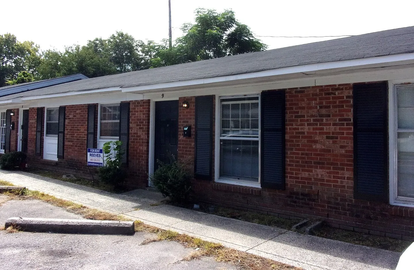 413 South Confederate Avenue — Photo 1