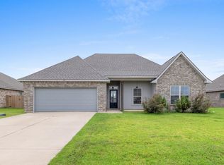 1491 Bowen Rd, Lake Charles, LA 70611