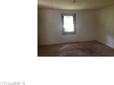 3rd image of 1120 Lawsonville Ave