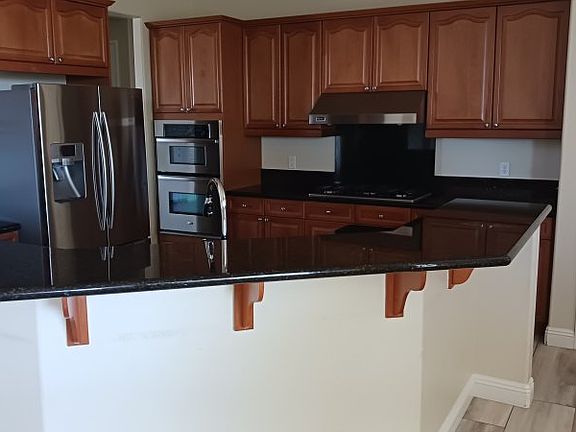 5th image of 10610 Avalon Pl