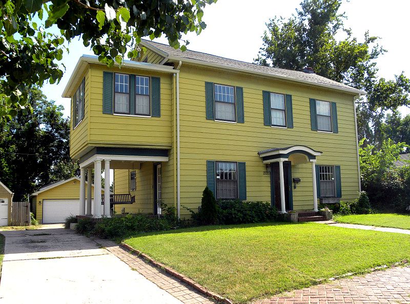 Historic Yorktown District Colonial