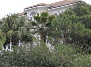 1556 Seaside Dr, Eastpoint, FL 32328