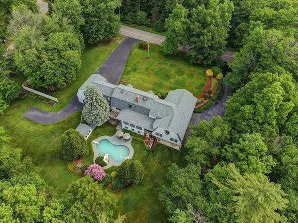73-75 Dearborn Road, Greenland, NH 03840
