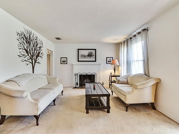 3rd image of 5212 Palmer Ave