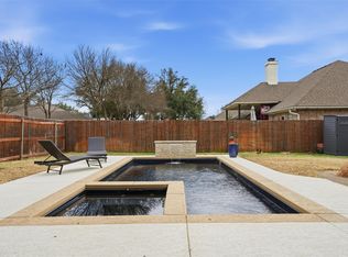 108 Lariat Trl, Mc Gregor, TX 76657