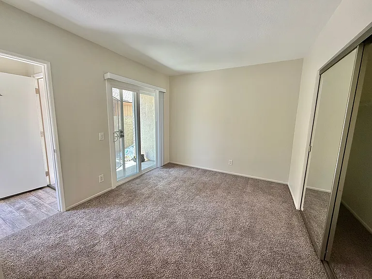 3348 Pasadena Ave #101 — Photo 8