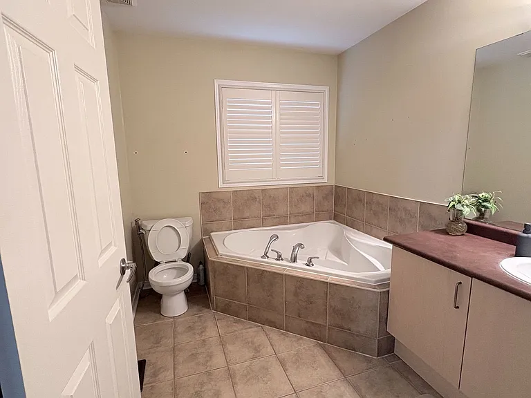 26 Atlantis Dr — Photo 11