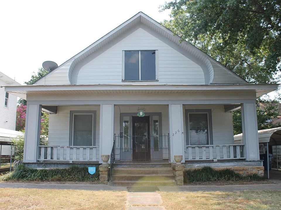 1st image of 226 W Adams Ave