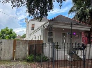 4807 Magazine St #A, New Orleans, LA 70115